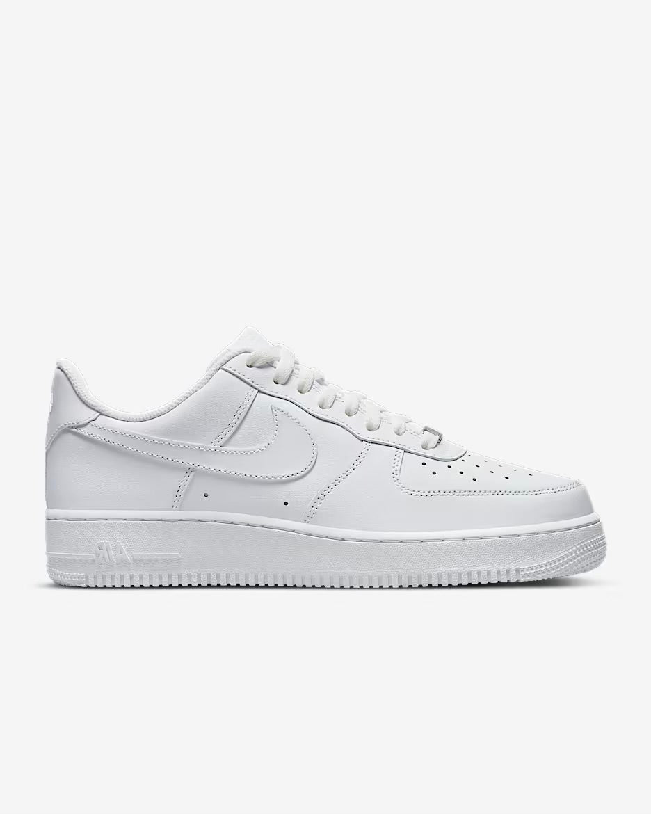 Nike Air Force 1 ’07 Triple White