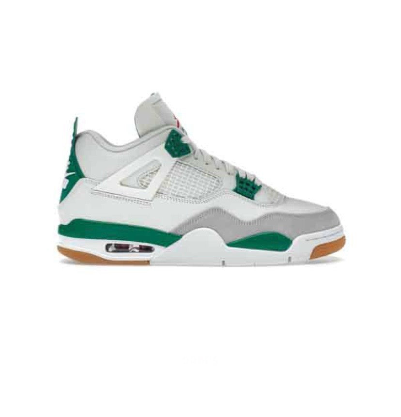 Air Jordan 4 “Pine Green”